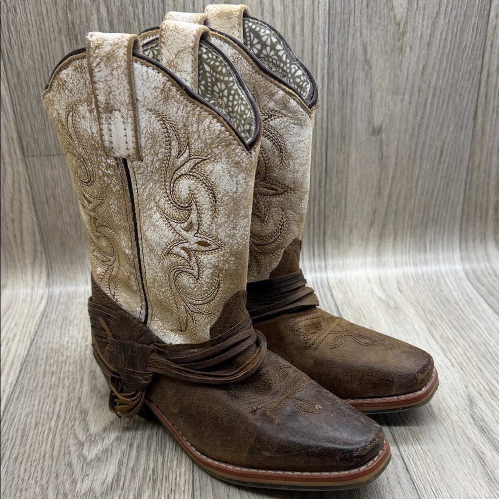 Dan Post Rustic Brown and Cream Heeled Boots